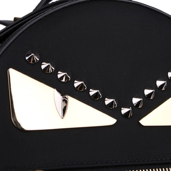 フェンディ モンスター 偽物 フェンディ リュック スタッズ